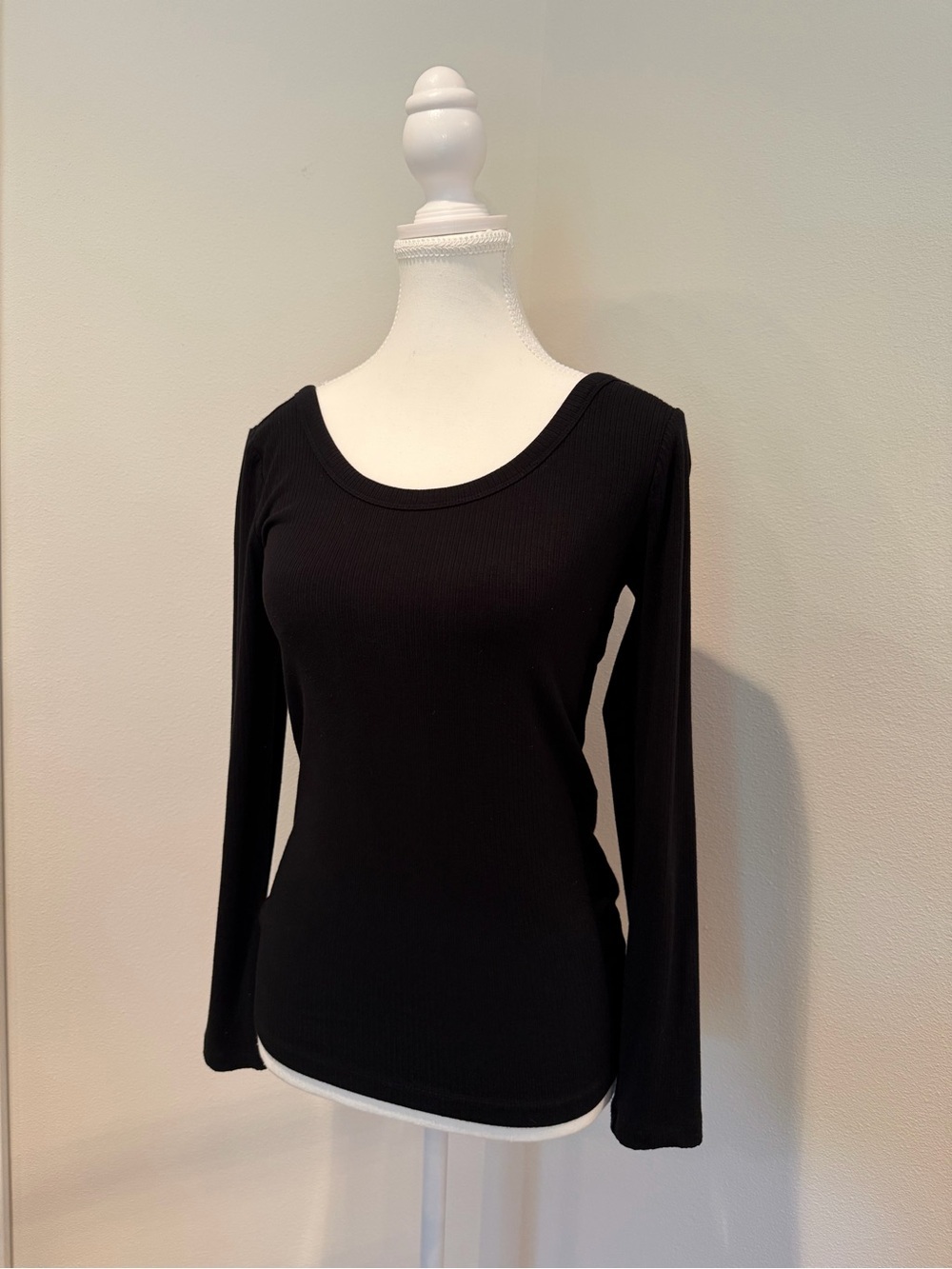Banana Republic Black Ribbed Long-Sleeve Scoop Neck Top